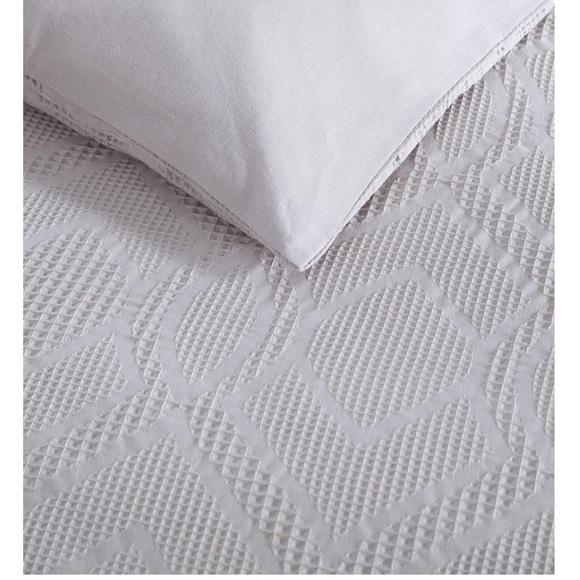 Tommy Bahama Textured Waffle Full/
Queen Duvet Cover 3 Piece Set. Grey - Picture 6 of 11